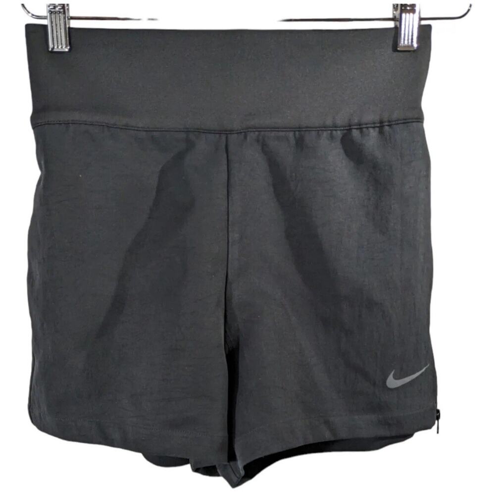Nike Women's Team Tech Pack High Waist Performance Shorts Size XS Black DX0626